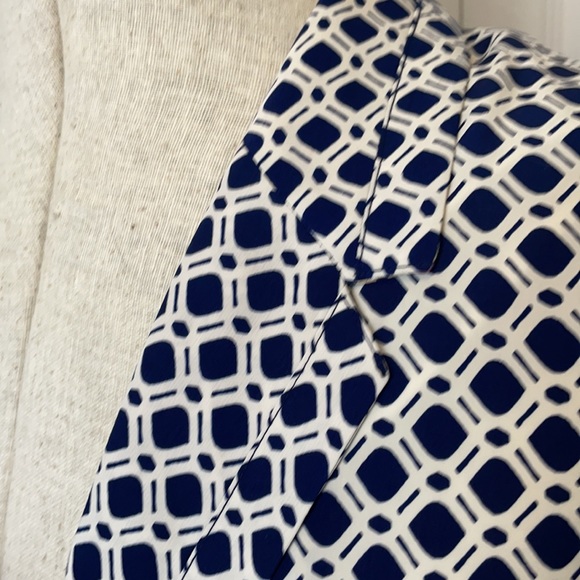 Anthropologie Blue and white pattern blazer NWOT - Picture 3 of 3